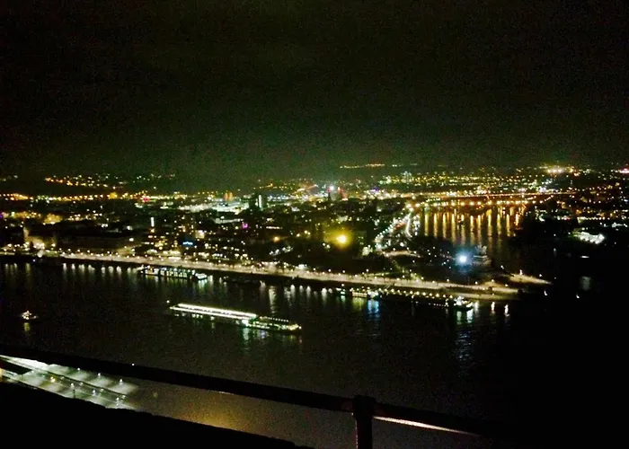 Haus Am Ufer Mit Rheinpanoramablick Coblença